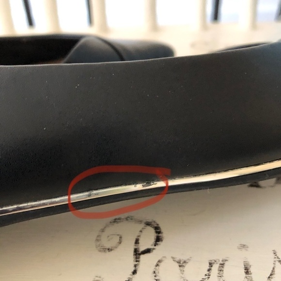 Black Flats, Slip Ons, Pointed Toe, Gold Colour Trim, Nice Condition - Picture 15 of 15